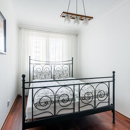 Bukowinska 12 Prywatne Mieszkanie 80M2 Z Dwiema Sypialniami I Balkonem 2X Bezplatne Miejsca Parkingowe Samodzielne Zameldowanie! Private Garage! Self Check-In System! Varsovia Exterior foto